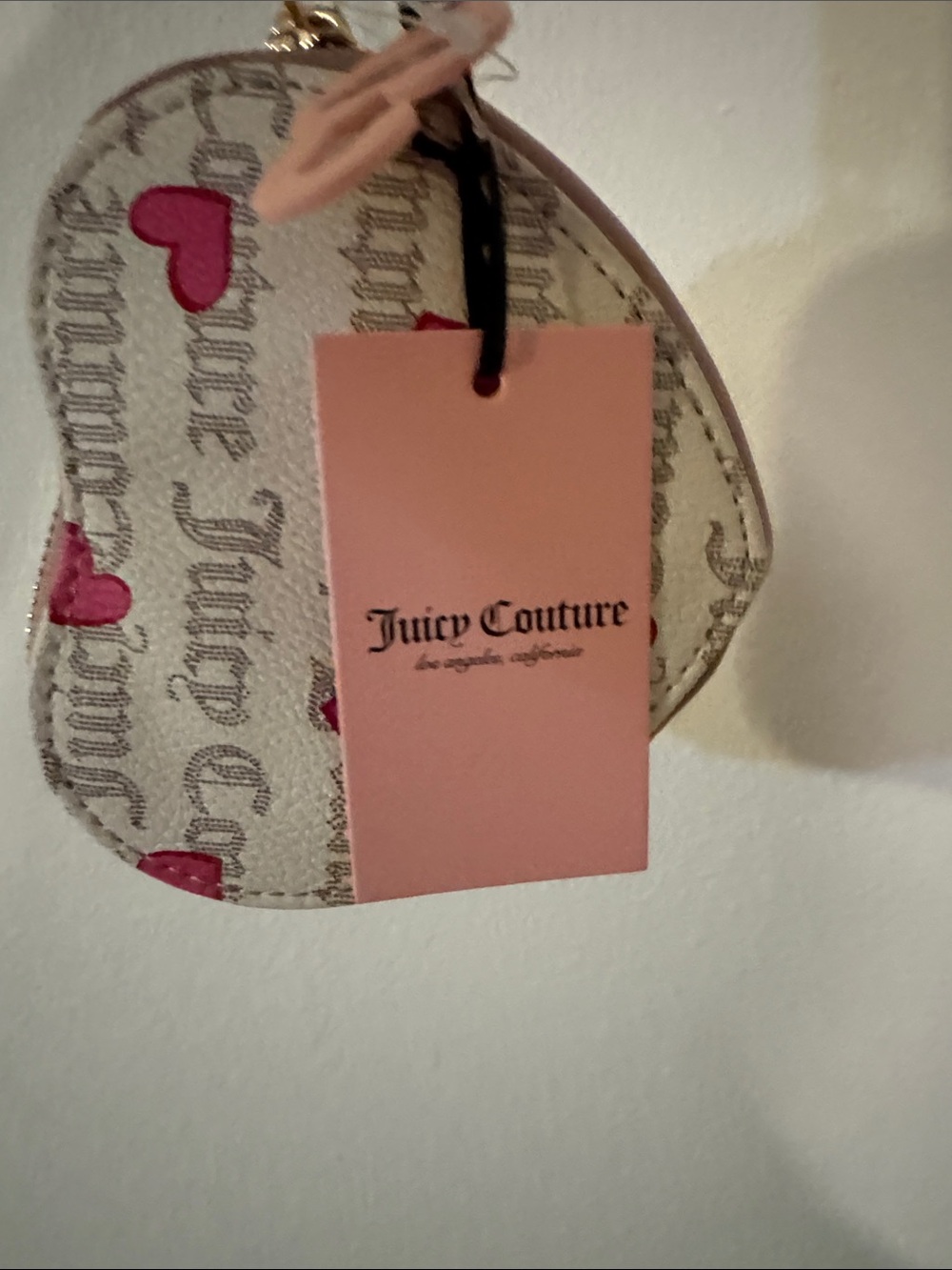 π Juicy Couture Cream & Pink Heart Coin Wristlet - Picture 10 of 10
